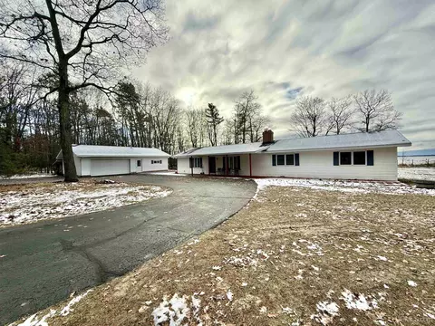 8211 Garth Point 2525, Rapid River, MI 49878
