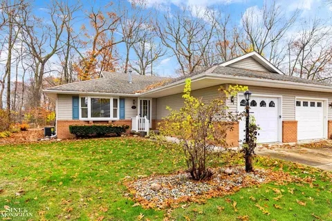3939 Butternut, Port Huron, MI 48060