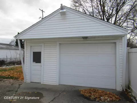 4426 Red Arrow, Flint, MI 48507 photo 28