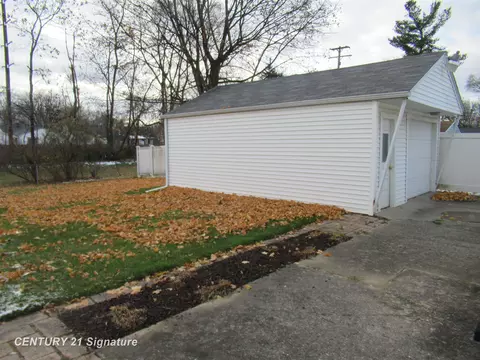 4426 Red Arrow, Flint, MI 48507 photo 25