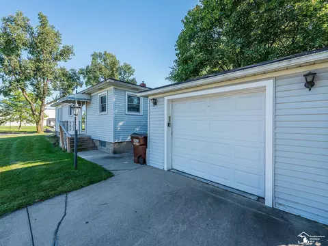 1045 Huber, Monroe, MI 48162 photo 25