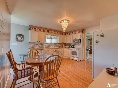 1045 Huber, Monroe, MI 48162 photo 11