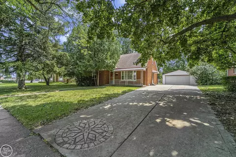 16046 Stephens, Eastpointe, MI 48021 photo 4