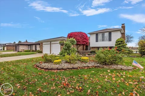 14157 Lakeshore, Sterling Heights, MI 48313