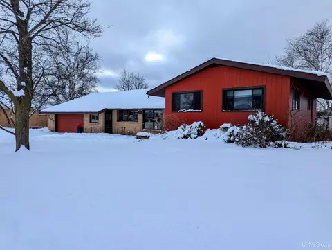 1005 Owaissa, Negaunee, MI 49866