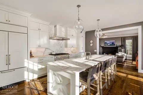 Kitchen - 2 Sycamore, Grosse Pointe, MI 48230 photo 3 of 6