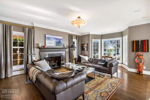 Living - 2 Sycamore, Grosse Pointe, MI 48230 photo 6 of 9