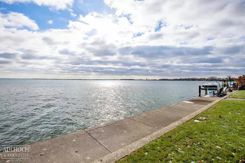 View/Area - 2 Sycamore, Grosse Pointe, MI 48230 photo 6 of 14
