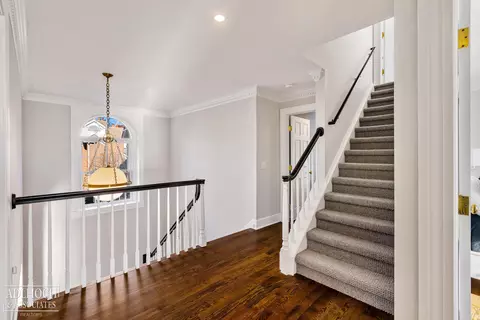 Entry Way - 2 Sycamore, Grosse Pointe, MI 48230 photo 6 of 8