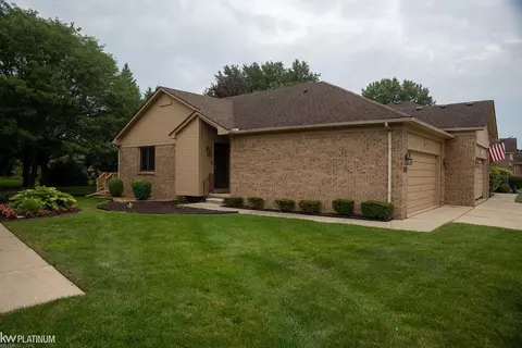 48778 E Windmill, Macomb, MI 48044