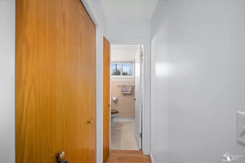 Entry Way - 1357 Michigan, Monroe, MI 48162 photo 3 of 3