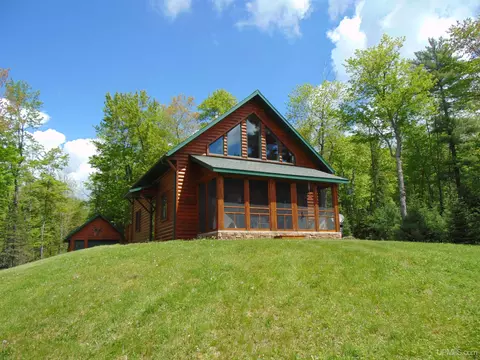 187 W Paint Lk, Iron River, MI 49935