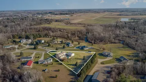 View/Area - 617 Riverview, Gladwin, MI 48624 photo 2 of 7