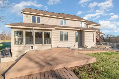Exterior - 617 Riverview, Gladwin, MI 48624 photo 4 of 20