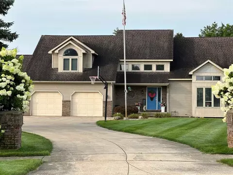 Exterior - 617 Riverview, Gladwin, MI 48624 photo 13 of 20