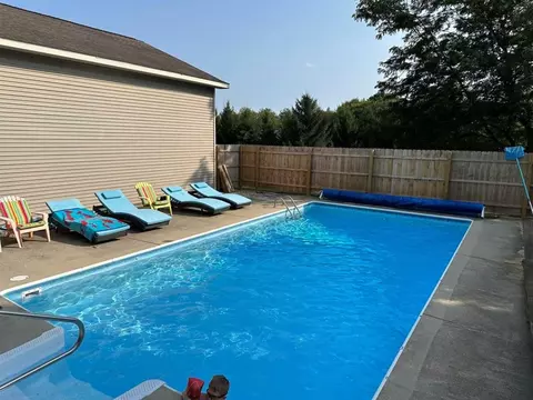 Exterior - 617 Riverview, Gladwin, MI 48624 photo 8 of 20