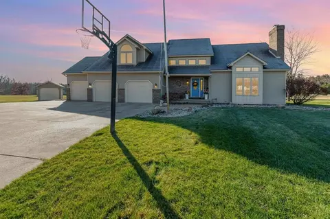 Exterior - 617 Riverview, Gladwin, MI 48624 photo 20 of 20