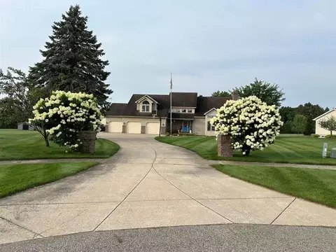 Exterior - 617 Riverview, Gladwin, MI 48624 photo 11 of 20