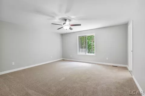 800 War Bonnet, Tecumseh, MI 49286 photo 25