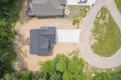 800 War Bonnet, Tecumseh, MI 49286 photo 39