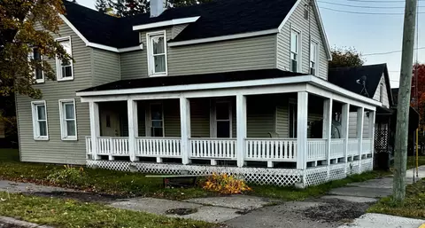 1 S 4th, L'anse, MI 49946 photo 4