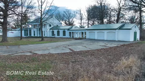 6900 Dixie, Bridgeport, MI 48722