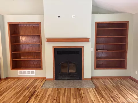 Living - N7533 County G, Gresham, WI 54128 photo 2 of 6