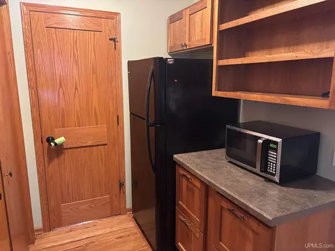Kitchen - N7533 County G, Gresham, WI 54128 photo 5 of 5
