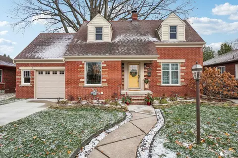 9027 Manor, Allen Park, MI 48101
