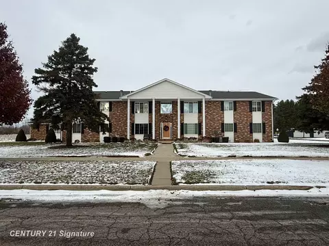 8484 Shields #202, Saginaw, MI 48609