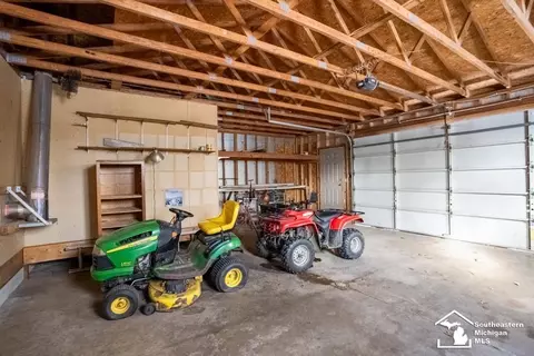 Exterior - 4270 S Waldron, Hudson, MI 49247 photo 5 of 8