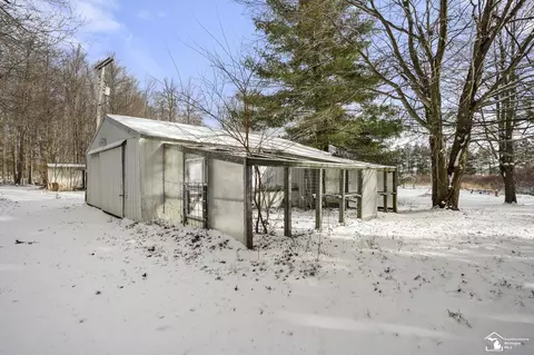 Other - 4270 S Waldron, Hudson, MI 49247 photo 6 of 9
