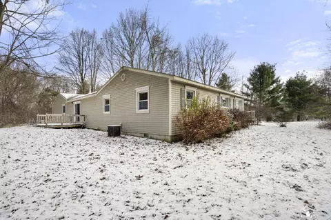 Exterior - 4270 S Waldron, Hudson, MI 49247 photo 6 of 8
