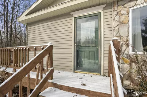 Exterior - 4270 S Waldron, Hudson, MI 49247 photo 3 of 8