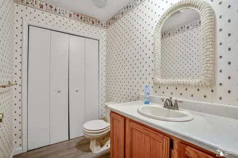 Bath - 4270 S Waldron, Hudson, MI 49247 photo 2 of 2