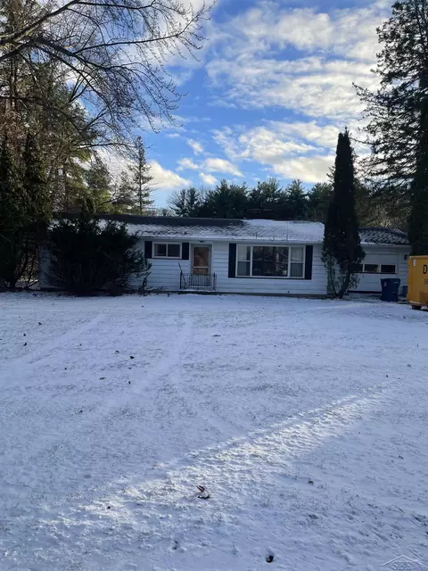 201 Sunview, Saint Charles, MI 48655