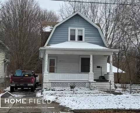 602 N Hickory, Owosso, MI 48867