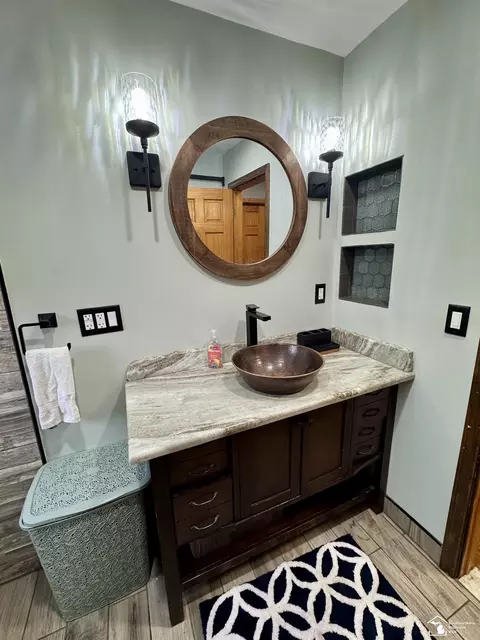 Bath - 1299 N Roessler, Monroe, MI 48162 photo 4 of 4