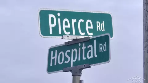 7550 Pierce # -B, Freeland, MI 48623