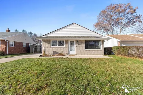 Exterior - 18170 Marsha, Riverview, MI 48193 photo 1 of 3