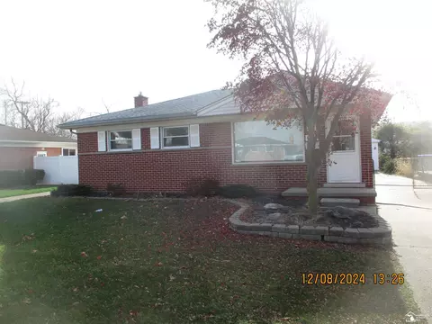 611 Cloverlawn, Lincoln Park, MI 48146