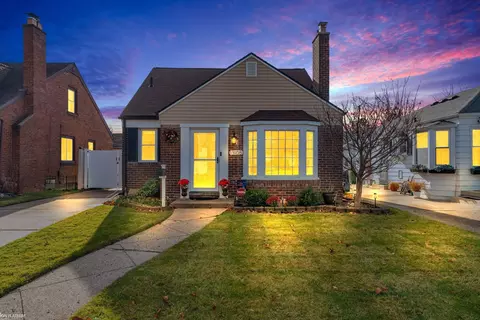 13105 Chestnut, Southgate, MI 48195