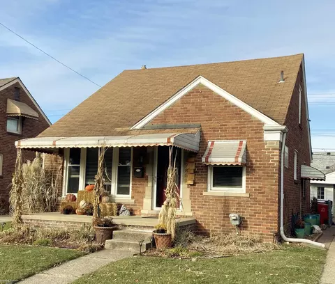 17851 Biehl, Roseville, MI 48066