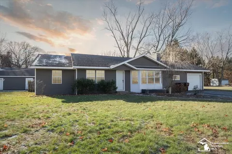 3870 Mcneil, Petersburg, MI 49270