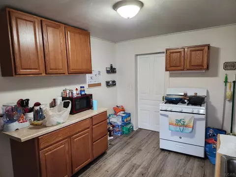 618 Ormsby, Adrian, MI 49221 photo 24