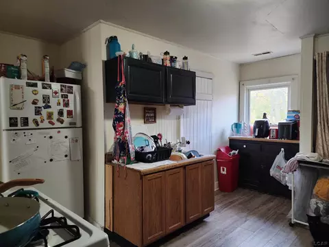 618 Ormsby, Adrian, MI 49221 photo 23