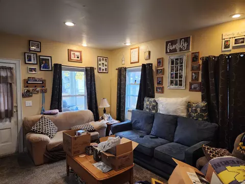 618 Ormsby, Adrian, MI 49221 photo 10