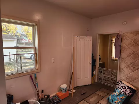 618 Ormsby, Adrian, MI 49221 photo 5