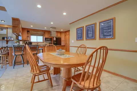 7267 Riverside, Algonac, MI 48001 photo 7