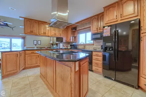 7267 Riverside, Algonac, MI 48001 photo 10